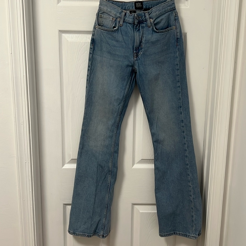 Urban Outfitters BDG light wash 90s boot cut jeans, size 24